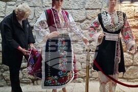 Разград - Етнографски музей - народни носии - среща - изложба