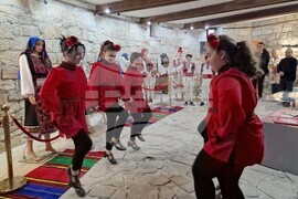 Разград - Етнографски музей - народни носии - среща - изложба