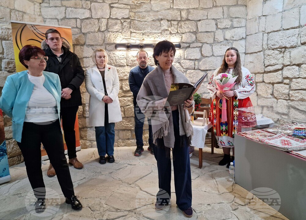 Разград - Етнографски музей - народни носии - среща - изложба