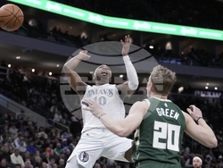 Mavericks Bucks Basketball