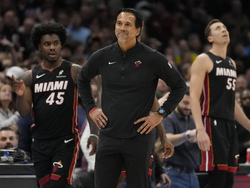 Heat Cavaliers Basketball