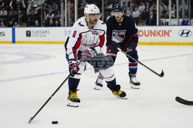 Овечкин се приближи на десет гола от подобряването на реализаторския рекорд в НХЛ, Вашингтон се изравни с Уинипег на върха в класирането 