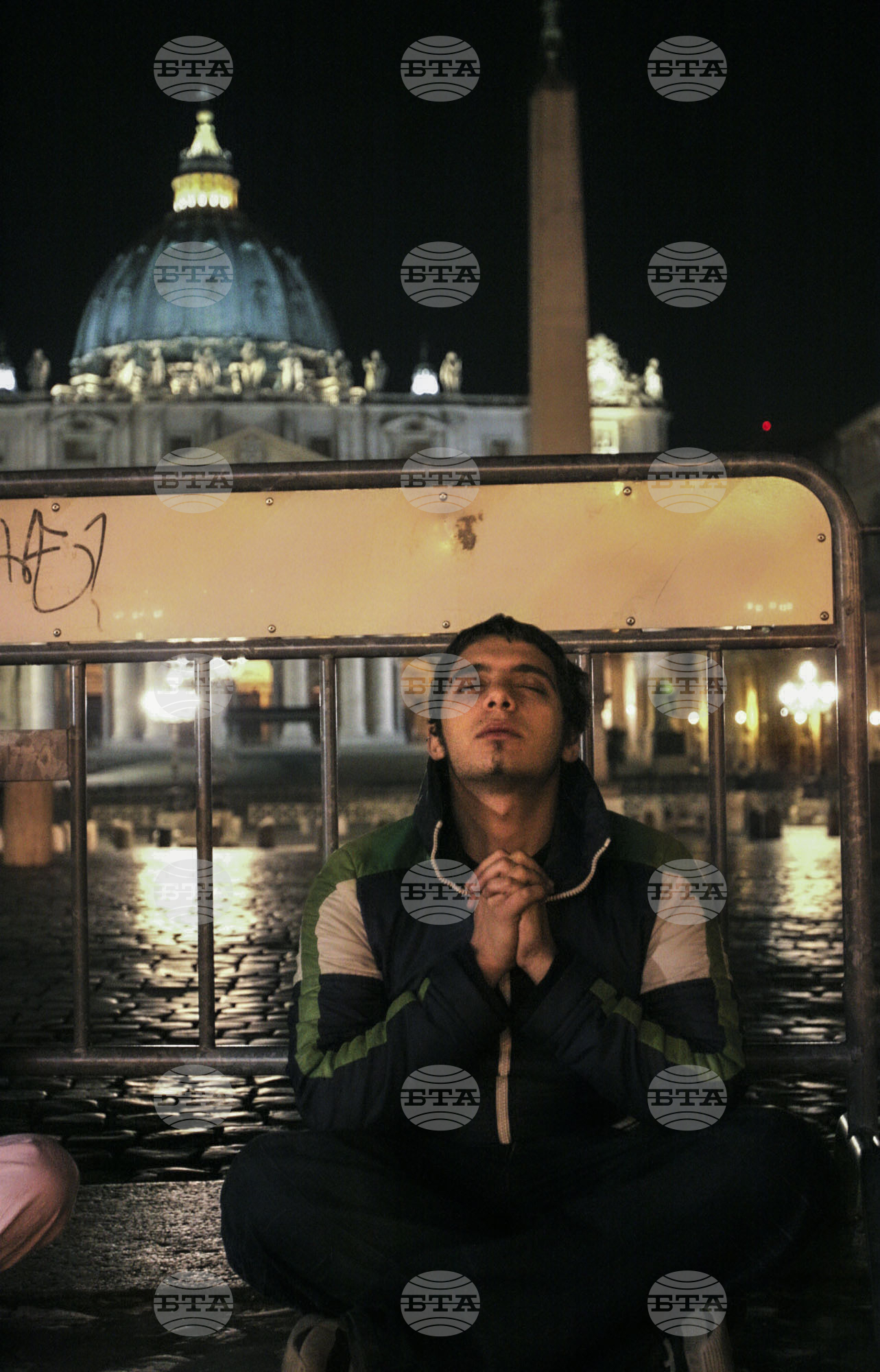 Vatican Pope Rosary Photo Gallery