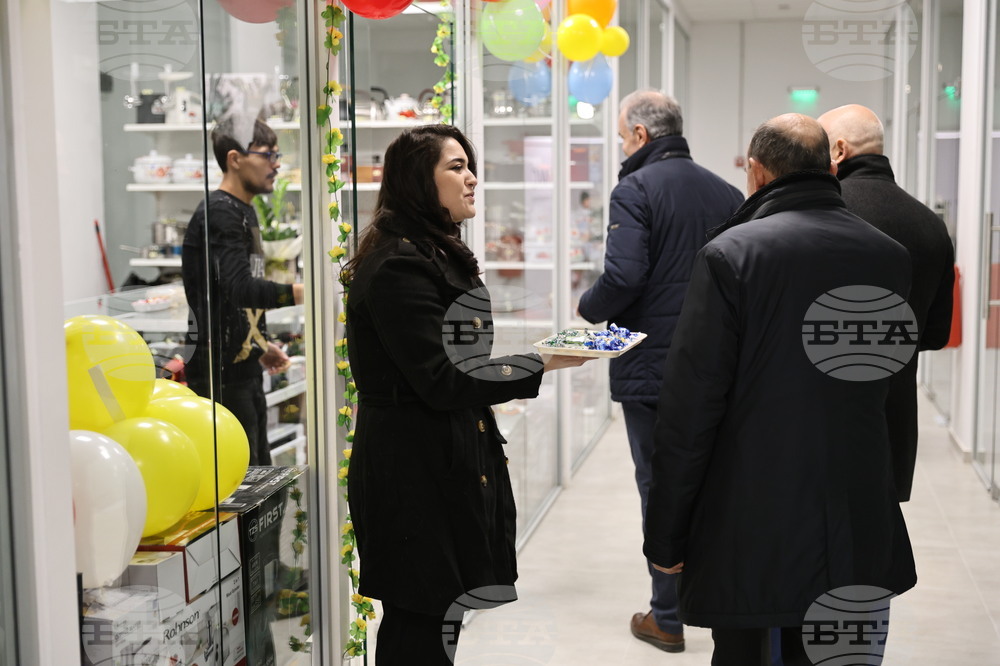 Асеновград - откриване на обновен Търговски център