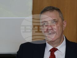 „Западната дъга на Софийския околовръстен път - кога ...?!?” - кръгла маса