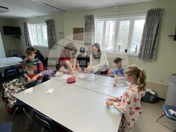 Двата клона на училище „Св. св. Кирил и Методий“ в Бостън и Кейп Код посрещнаха Баба Марта