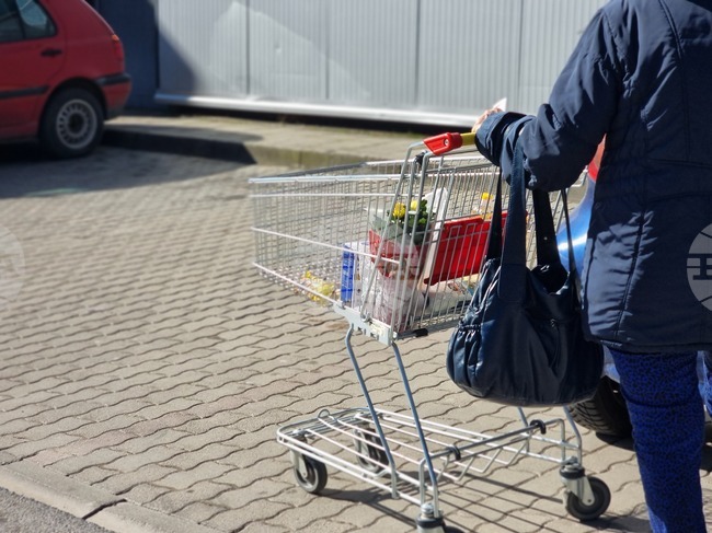 Няма отлив на клиенти в Ямбол и в днешния обявен национален бойкот на хипермаркетите