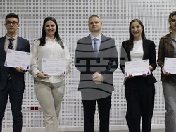 Институтът по полимери при Българската академия на науките чества 35 години от създаването си и обяви наградените в  шестнадесетата научна сесия "Младите учени в света на полимерите". Снимка: БАН    