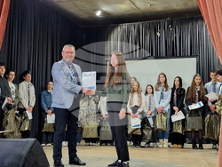 Разград - гимназия - празник