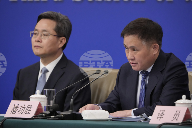 Китайската централна банка планира да намали лихвите през 2025 г., за да стимулира икономиката 