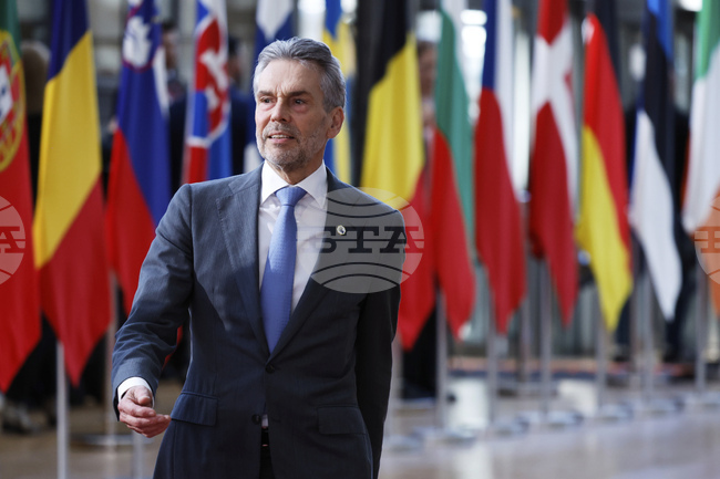 АНП: Нидерландският премиер Дик Схоф не вижда необходимост от нови планове на ЕС за финансиране на отбраната