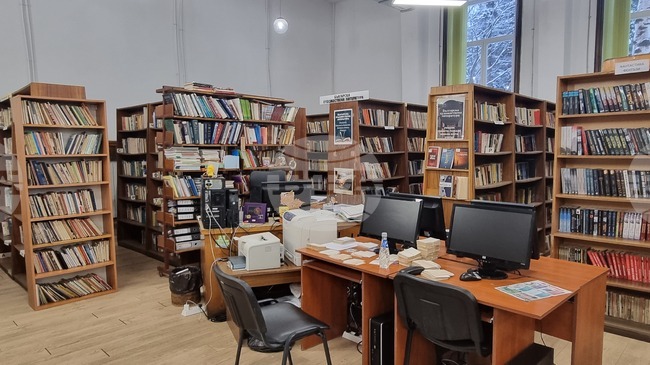 Двадесет читалищни библиотеки в област Перник ще получат финансиране за обновяване на книжния си фонд