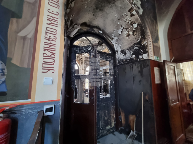  Сливен - църква - пожар