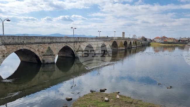 Създаване на фонд за подпомагане на заслужили спортисти и изявени ученици ще обсъжда Общинският съвет в Свиленград