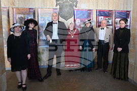 Монтана - „Модата в огледалото на едно столетие 1850-1950 година“ - изложба