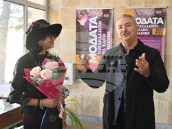 Монтана - „Модата в огледалото на едно столетие 1850-1950 година“ - изложба