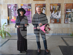 Монтана - „Модата в огледалото на едно столетие 1850-1950 година“ - изложба