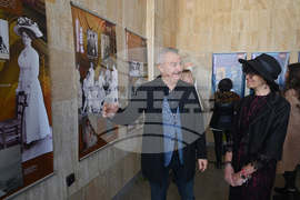 Монтана - „Модата в огледалото на едно столетие 1850-1950 година“ - изложба