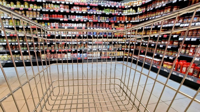 May Inflation Seen at 0.2%, Annual Rate at 7%