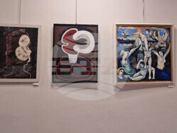 Пазарджик - изложба "Жената муза"