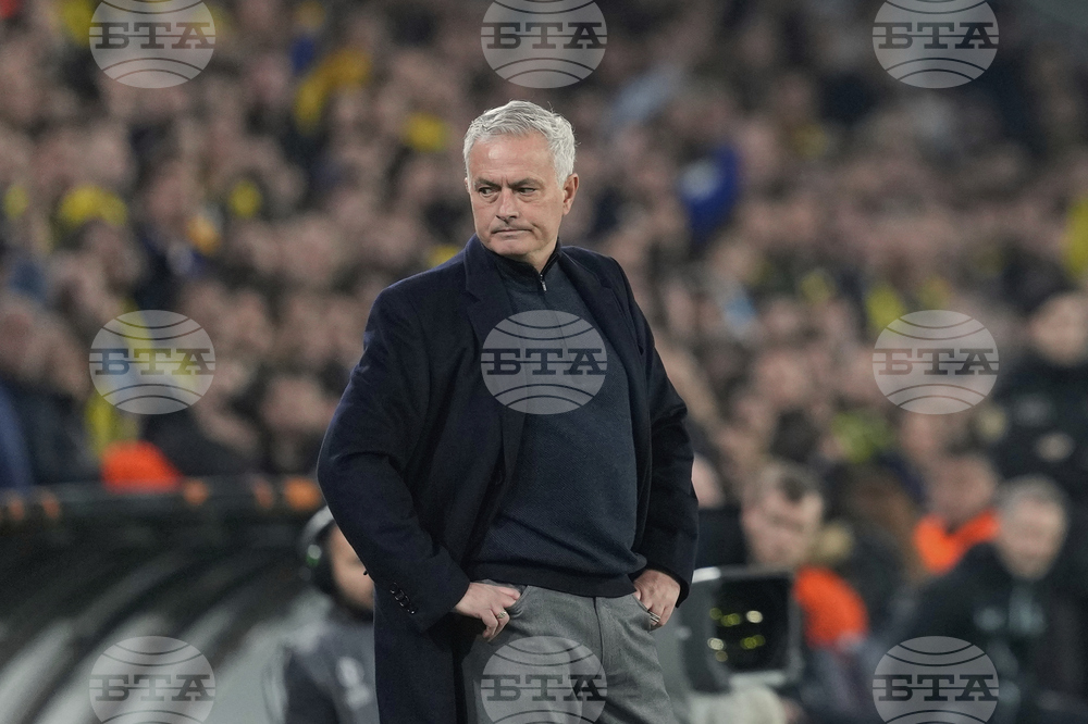 Моуриньо предупреди Глазгоу Рейнджърс да не прекаляват с празненствата