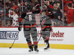 Bruins Hurricanes Hockey