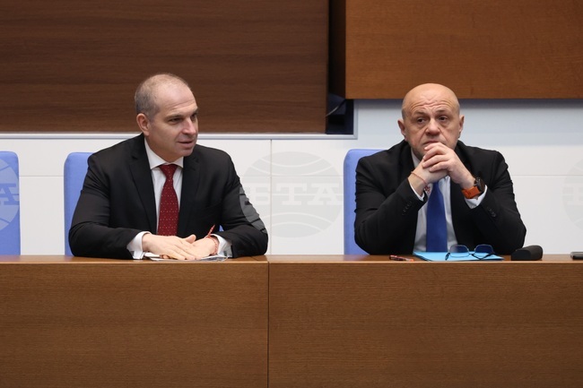 Плащанията по НПВУ се ускориха от 9 на 12 процента, съобщи вицепремиерът Томислав Дончев в парламента 