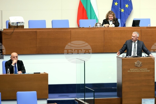 Използваме доказани през годините техники за ускоряване на процеса по усвояване на средствата за кохезионна политика, каза вицепремиерът Дончев 