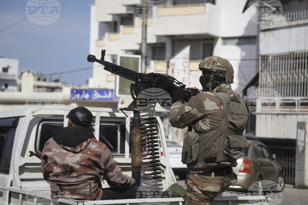 Опозиционни депутати в Турция поискаха безопасен хуманитарен коридор за населението в района на сблъсъците в Сирия