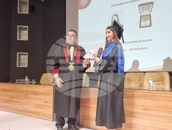 Плевен - Медицински университет - дипломиране на магистър-фармацевти