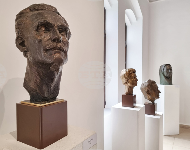 С изложба „Портрети“ Варненската градска галерия припомня за изкуството на скулптора Христо Йорданов по повод неговата 110-годишнина