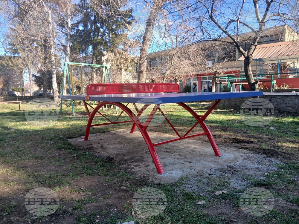 Уреди за спорт на открито са монтирани в парка на поповското село Славяново