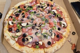 Плевен - пицария - откриване