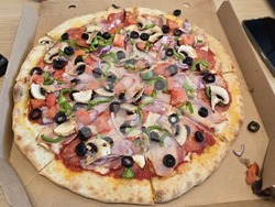 Плевен - пицария - откриване