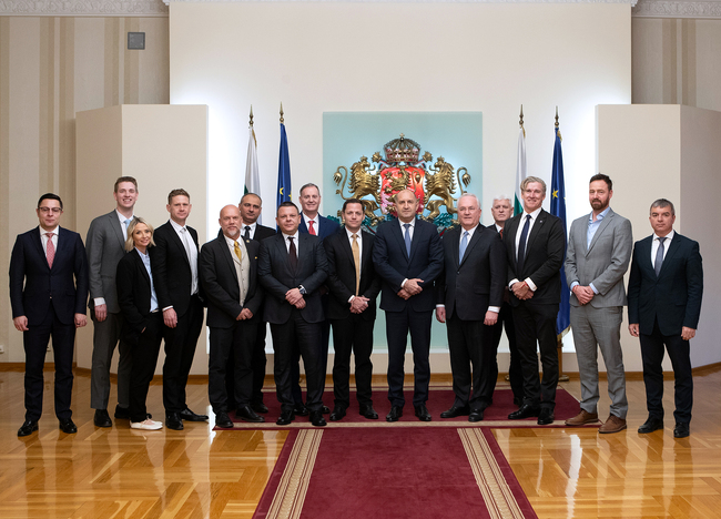 Засилване на партньорството в отбранителната индустрия и високите технологии между България и САЩ обсъди президентът с водещи американски компании