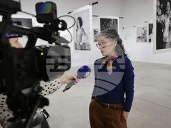 Веселина Николаева - изложба "Голямото сбогуване, голямото посрещане"