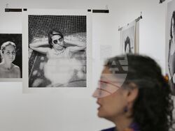 Веселина Николаева - изложба "Голямото сбогуване, голямото посрещане"