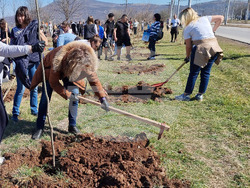 Враца - кампания „Зелена Враца“ - залесяване