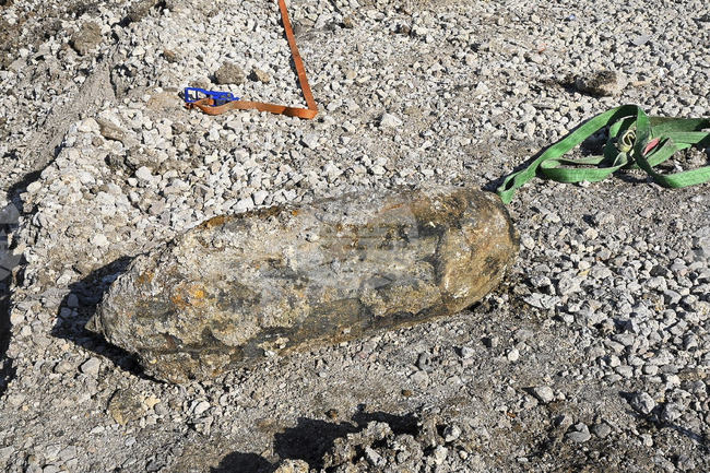 Бомба от Втората световна война бе обезвредена на хърватското крайбрежие