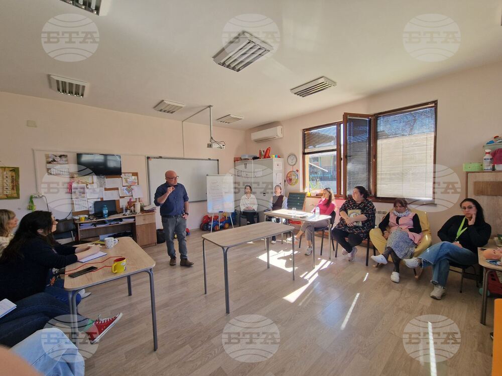 Нови умения в областта на поведенческия анализ ще усвояват специалисти от две социални услуги в Троян