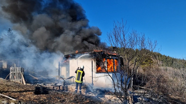 Сто и седемдесет пожара са потушени в страната през денонощието, един човек е загинал