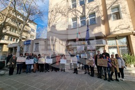 Сливен - протест - парк "Сините камъни"