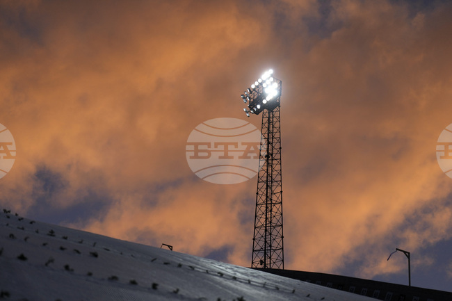 Турнирът по ски скокове "Четирите шанци" ще включва и състезания за жени от следващия сезон