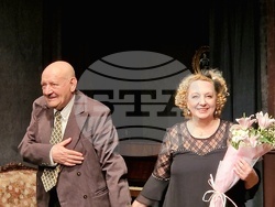 Антон Радичев празнува 50 години на сцена с юбилейното представление „Колко е важно да бъдеш сериозен (години по-късно)“ в Народния театър