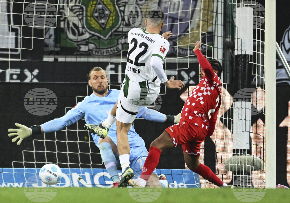 Майнц 05 победи Борусия Мьонхенгладбах и се изкачи на трета позиция в Бундеслигата