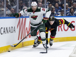 Wild Canucks Hockey
