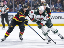 Wild Canucks Hockey