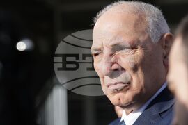 Кампания „Осем звезди в 8 болници на 8 март“