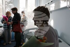 Кампания „Осем звезди в 8 болници на 8 март“