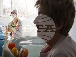 Кампания „Осем звезди в 8 болници на 8 март“